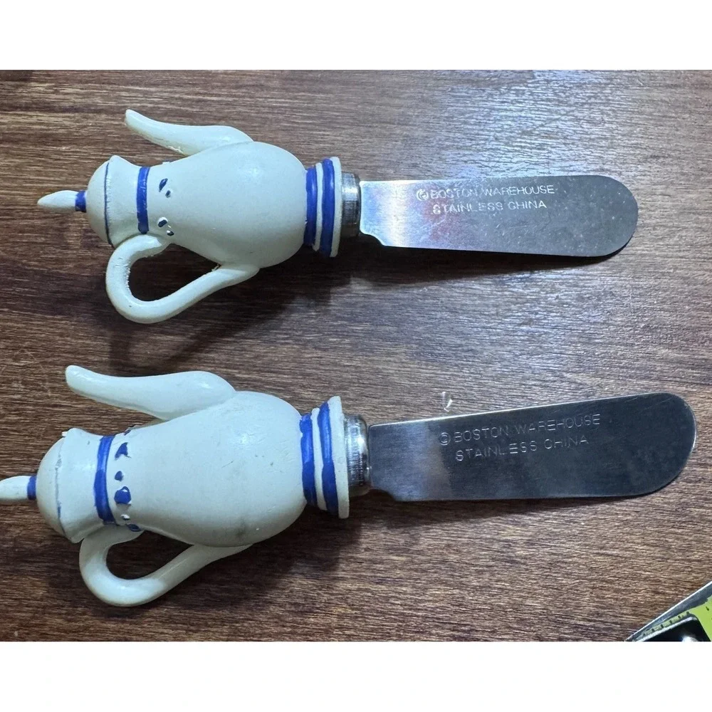 Boston Warehouse Teatime Spreaders - 2 Stainless Steel‎ Knives -